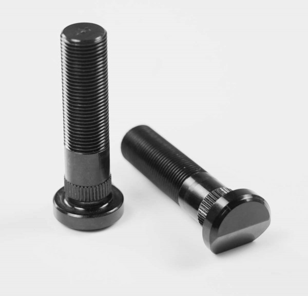 Radstehbolzen M18x1,5x82 VA