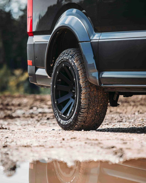 delta4x4-kotfluegelverbreiterungenvw_crafter_vbvwcrafterdelt.jpg